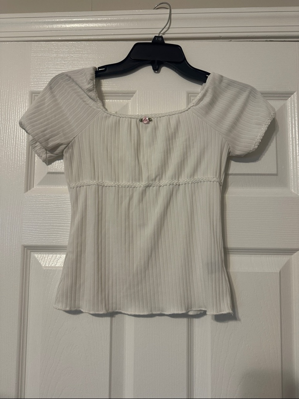 ROMWE White Ribbed Square Neck Crop Top with Bow Accent
